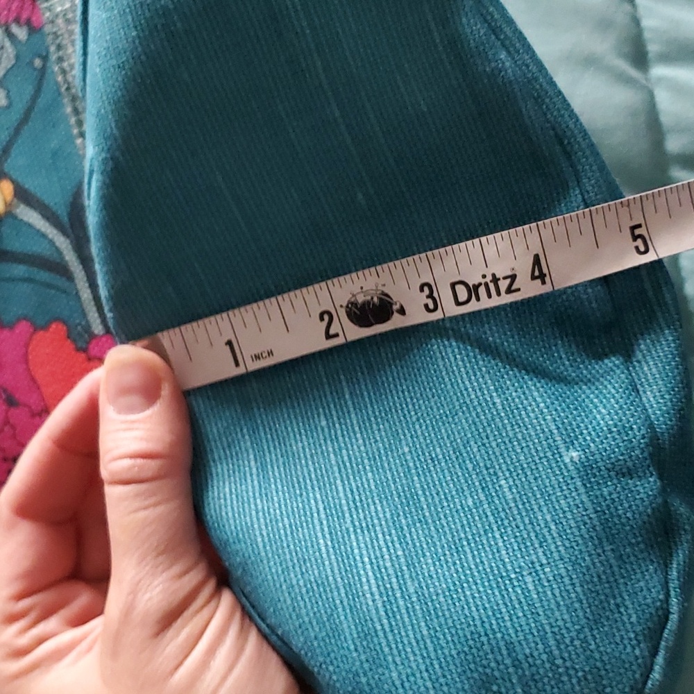 Sakroots Teal and Pink Floral Crossbody Bag - Picture 14 of 14